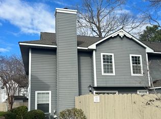 355 Ferdinand Cir, Virginia Beach, VA 23462