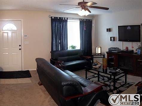 5th image of 2210 Lisa Sherr St