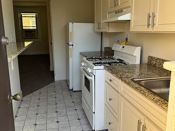 3rd image of 1200 Redgate Ave APT A6