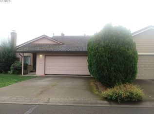 12998 SW Gentry Ln, Beaverton, OR 97005