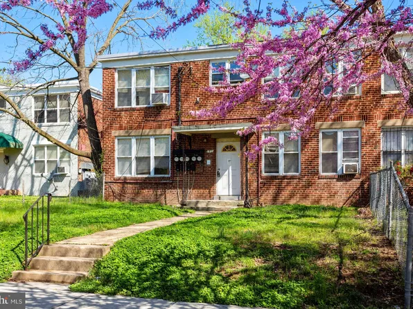 145 Galveston Pl SW, Washington, DC 20032