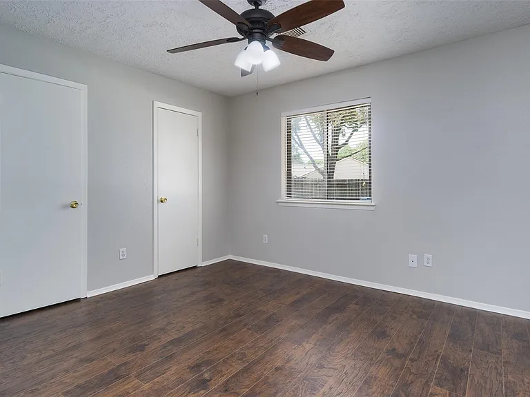 2902 Laurelridge Dr — Photo 19