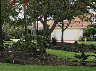 8287 Yasmina Way, Naples, FL 34114