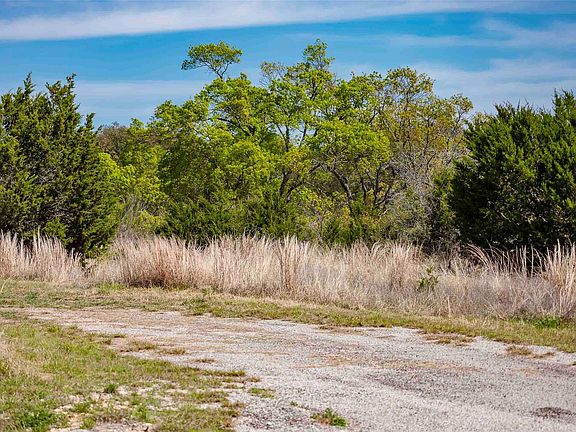 3rd image of Saddle Ridge Dr