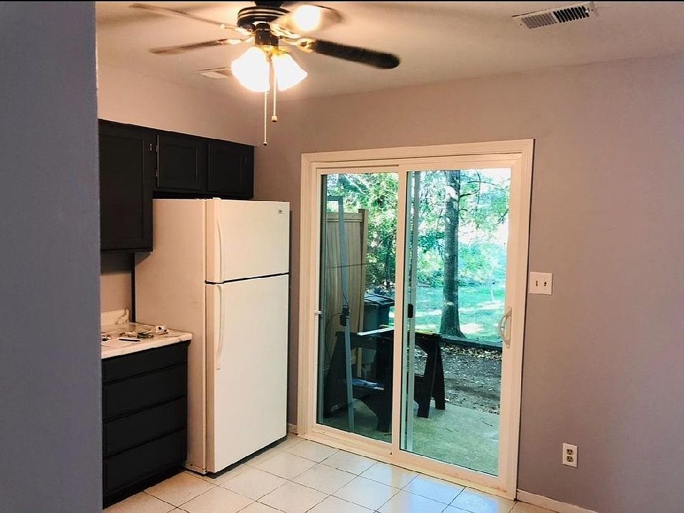 1st image of 1823 Dainesway