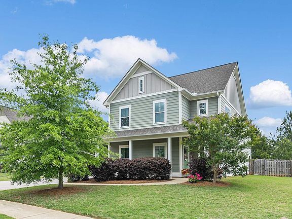 2nd image of 105 Lakeridge Dr