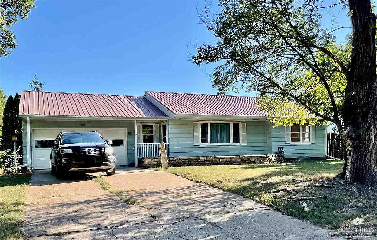 405 W Commercial St, Waterville, KS 66548 MLS 20230796 Zillow