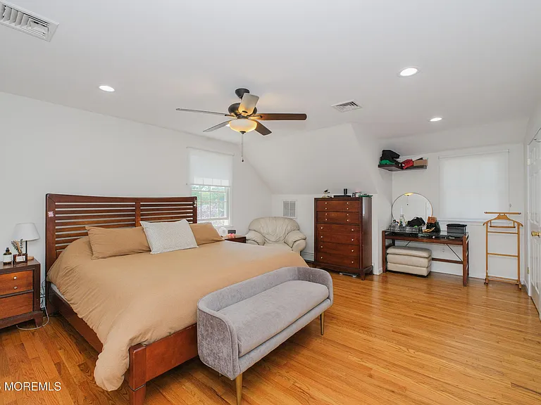 209 Woodcrest Rd — Photo 19