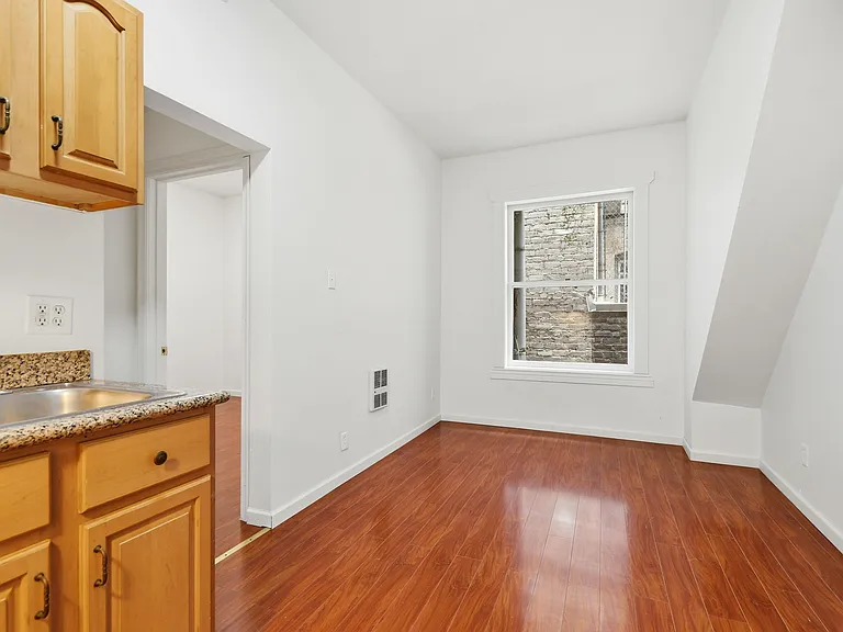 455-457 Ellis St #2 — Photo 7