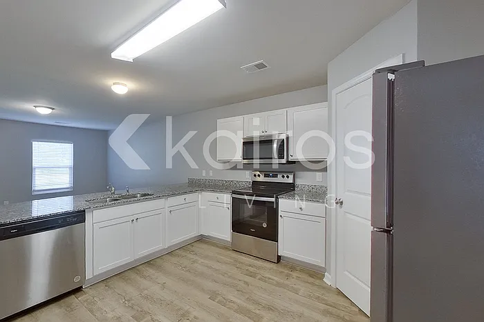 318 Sunrise Cir — Photo 6