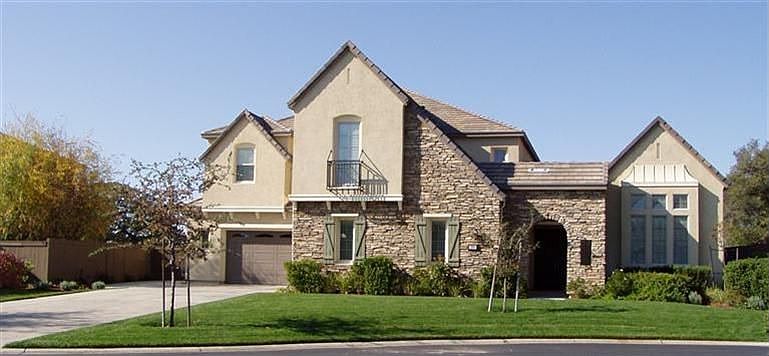 1st image of 204 Monteverde Ct
