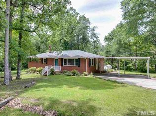 2820 Fairlawn Rd, Durham, NC 27705