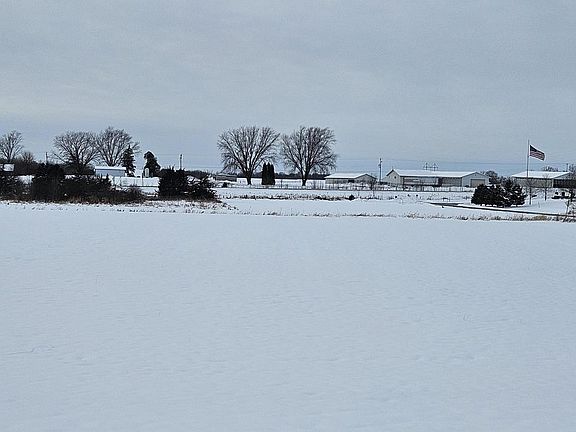 5th image of N8319 AIRPORT ROAD