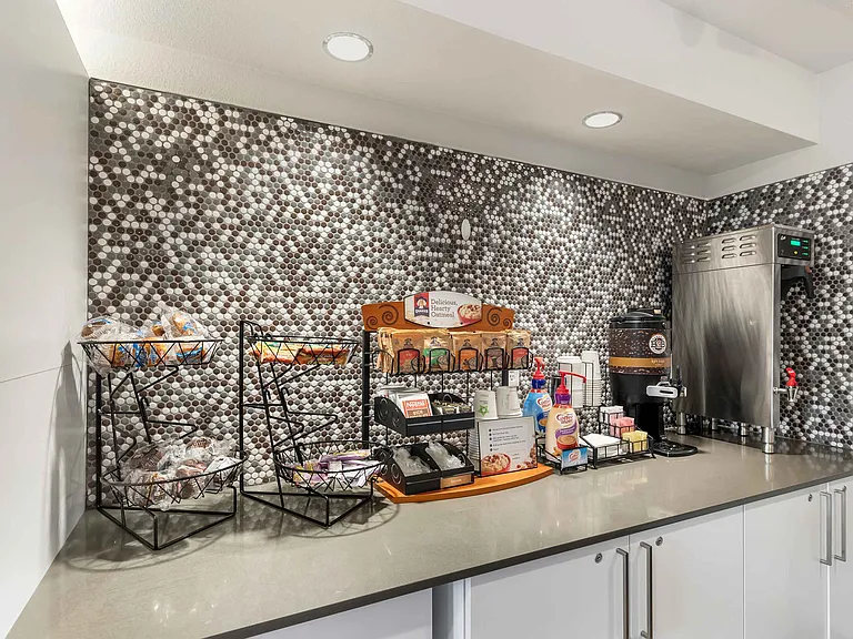 Free Grab-and-Go Breakfast