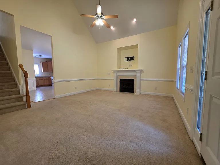 210 Chadwick Shores Dr — Photo 4