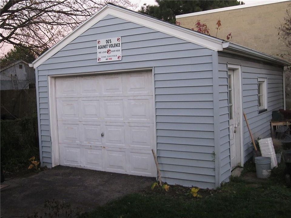 2nd image of 246 Glide St