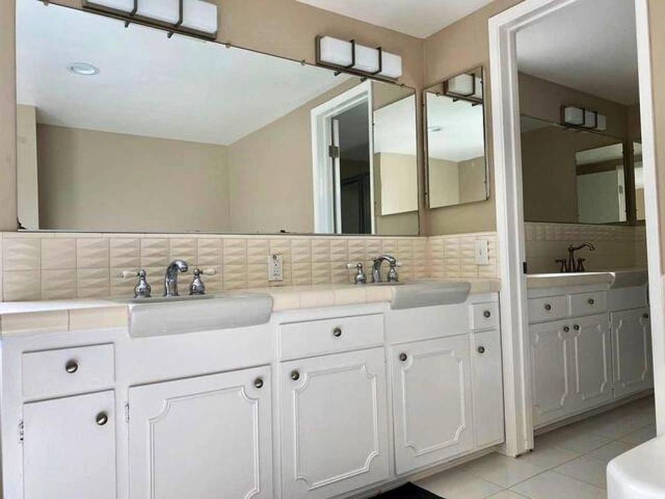 1st image of 1107 S Montezuma Way