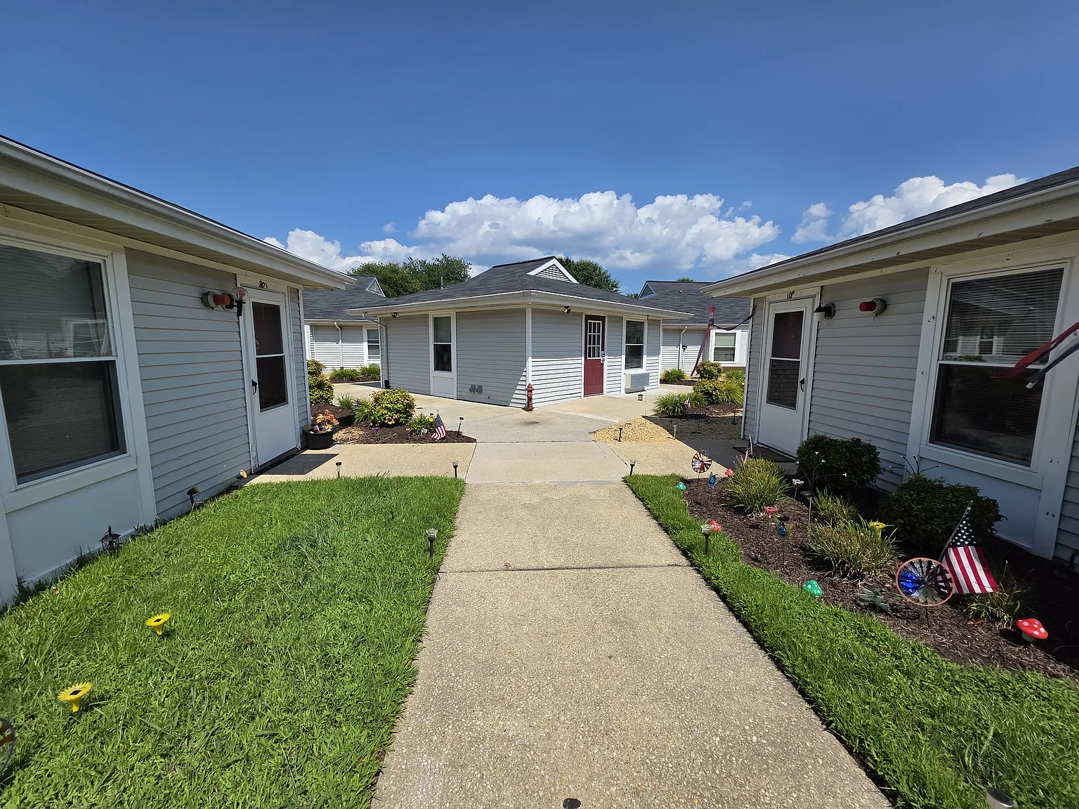 Stevensville Village — Photo 3