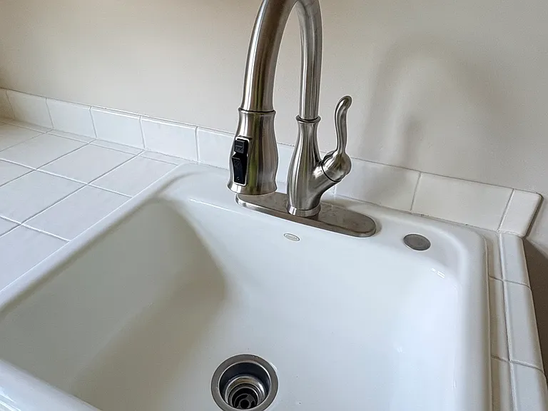 2325 McKinley Ave #15 — Photo 6