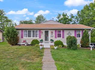 102 Suzanne St, Lawrenceburg, KY 40342