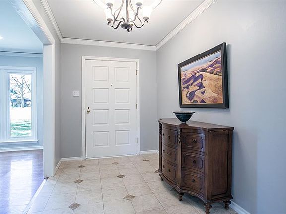 4th image of 13760 Sprucewood Dr