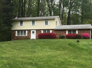 1500 Springlake Way S, Sykesville, MD 21784
