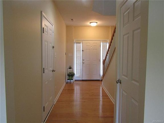 3rd image of 8111 Belton Cir