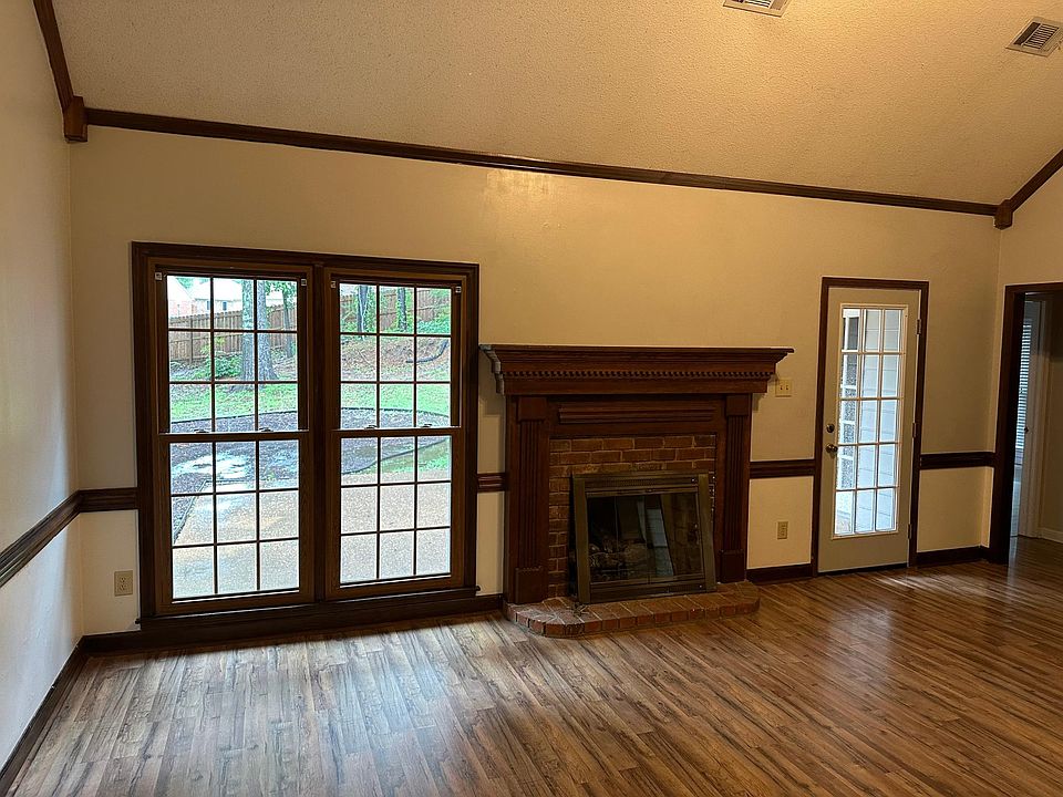 2438 Lake Edge Dr, Cordova, TN 38016 Zillow