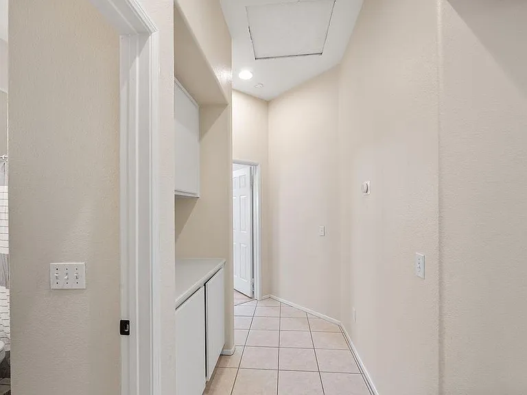 39510 Saint Honore Dr — Photo 32