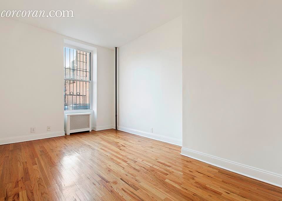 1st image of 1606 Lexington Ave APT 1