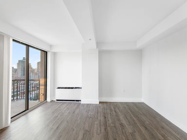 354 E 91st St #1601 — Photo 3