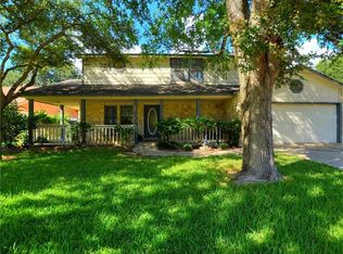 404 Willow Wood Dr, Pflugerville, TX 78660