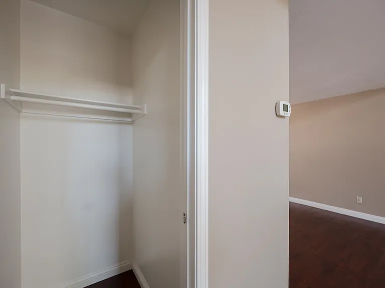 64 N Oak Ave #9 — Photo 11