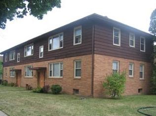 906 S Brooks St #3, Madison, WI 53715