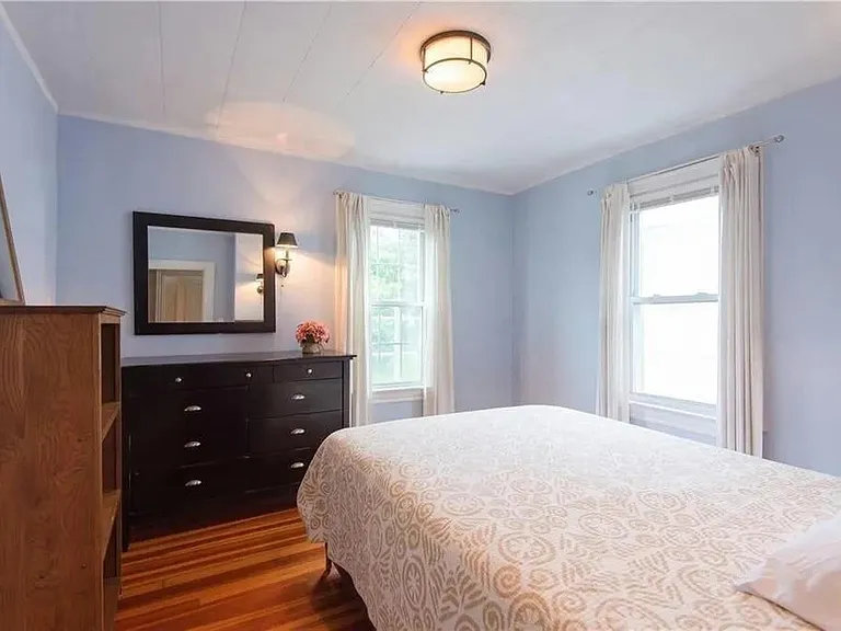 20 Carroll Ave — Photo 15