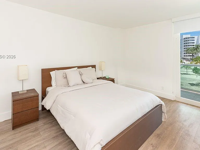 100 Bayview Dr #210 — Photo 14