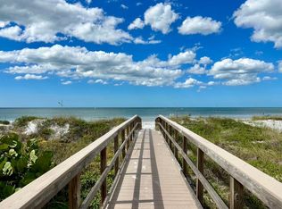 135 178th Ave W, Redington Shores, FL 33708