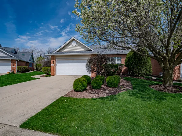 2124 Waterford Ln, Woodridge, IL 60517