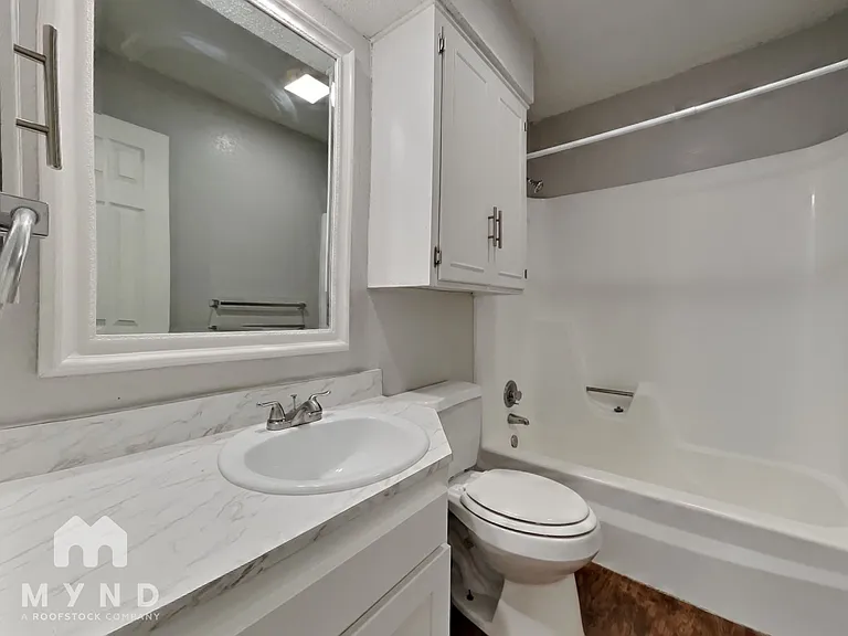 3263 62nd St — Photo 20