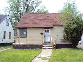 2nd image of 19347 Harlow St