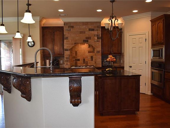 2nd image of 3800 W Legacy Ln