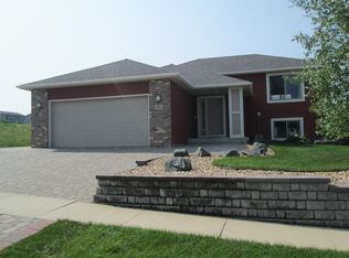 5888 Lloyd St NW, Rochester, MN 55901