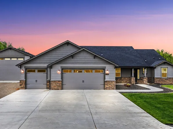 3203 Cavalier Ct, Pasco, WA 99301