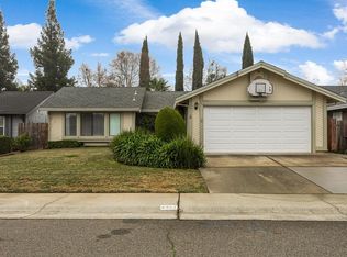 6912 Autumn Grove Way, Elk Grove, CA 95758