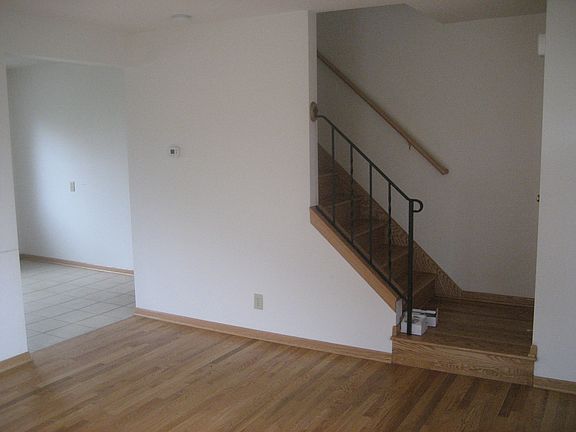 3rd image of 7914 51st Ave N