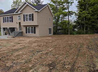 33 Lansing Rd, Schenectady, NY 12304