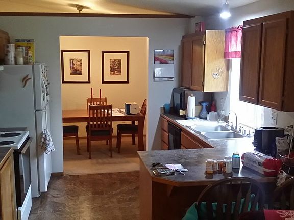 5th image of 725 Kelsey Ln E
