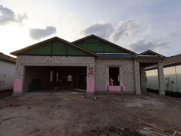 3109 Autumn Rock Dr, Zephyrhills, FL 33540
