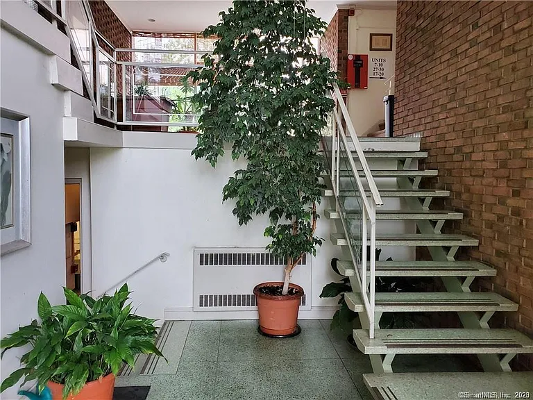 25 Ellsworth St #13 — Photo 17