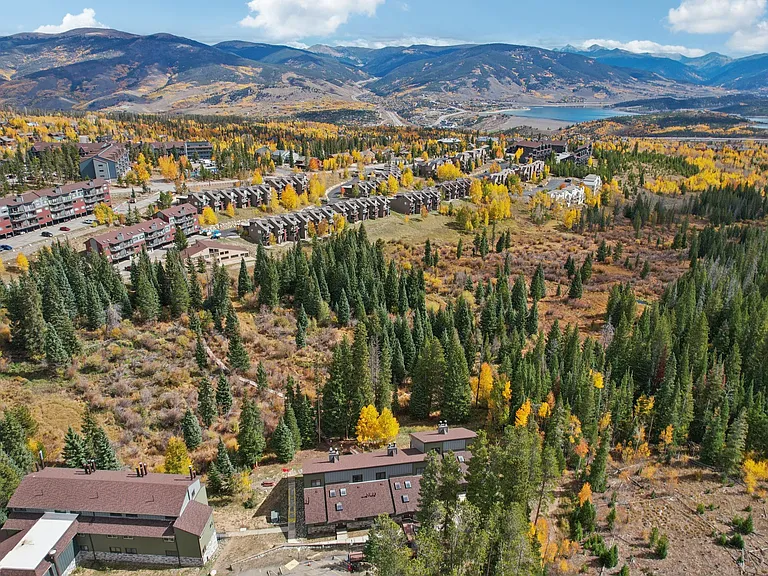 10500 Ryan Gulch Rd #105-J — Photo 2